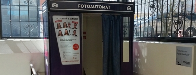 Nu har Tumba Centrum en fotoautomat!